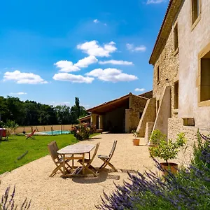 Le Petit Riousset, Studio à La Campagne, Proche Chabeuil Couette-café